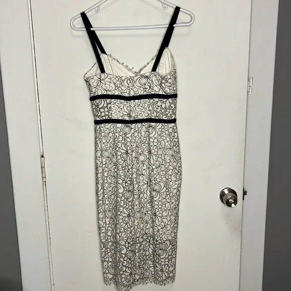 Express black and white lace cocktail dress - Picture 9 of 16